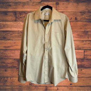 5 for $25🔥Large Giorgio-Belle Tan Long Sleeve Button Front Shirt Size 16- 36/37